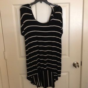 ❌SOLD❌Black & White Boutique Top